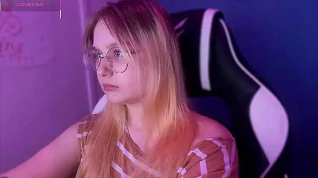 JacyWinslat online show from 03-13-25, 09:48