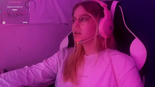 JacyWinslat online show from 03-18-25, 07:31