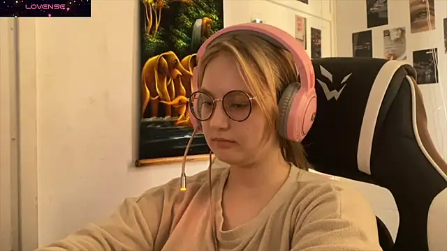 JacyWinslat online show from 09-26-25, 12:53