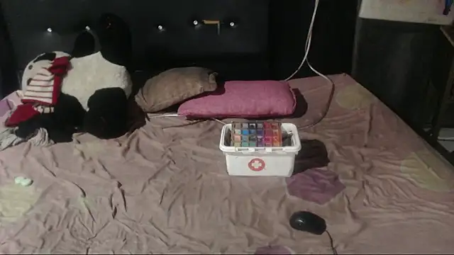 Snapshot of DOMINANTE_KLOE_ chatting on 12-22-24, 11:20 DOMINANTE KLOE online show from 12-22-24, 11:20