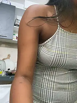 EscorpiLeoncita online show from 02-19-25, 03:28