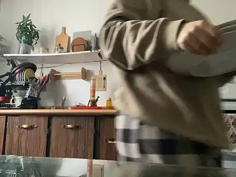 Kittyymaze1 online show from 12-29-24, 01:38