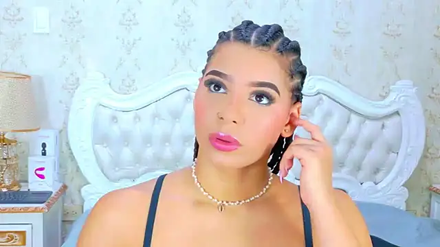 TiaraRosse online show from 11-25-25, 01:44