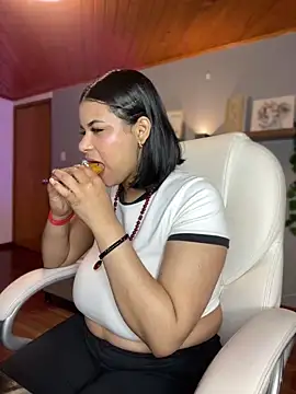 Isabella boobd online show from 01-11-25, 01:32