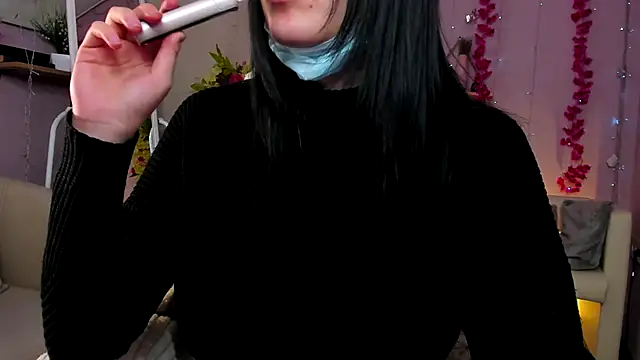 Jennifer murr online show from 12-19-25, 01:40