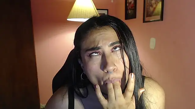 bunnyemilyrose36 online show from 02-13-25, 09:38