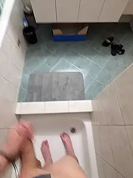 swisslatina8382 online show from 10-14-25, 10:21