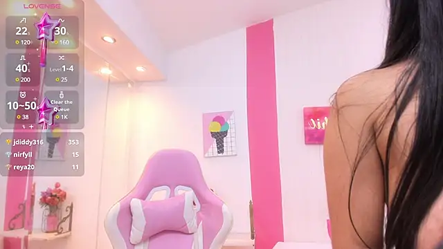 scarlette 15  online show from 01-21-25, 06:43