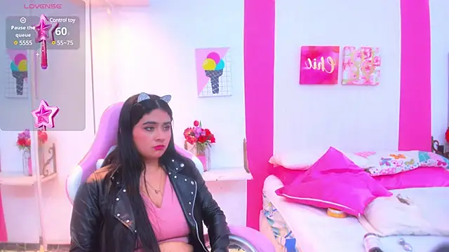 scarlette 15  online show from 01-25-25, 03:51