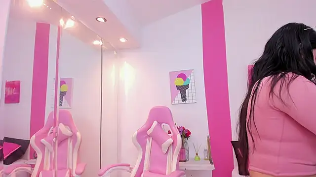 scarlette 15  online show from 03-22-25, 07:47