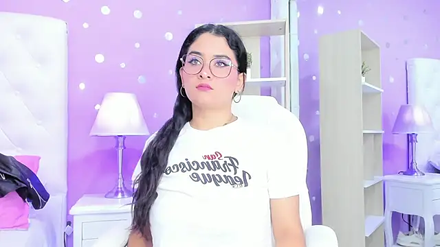 scarlette 15  online show from 11-26-25, 03:18