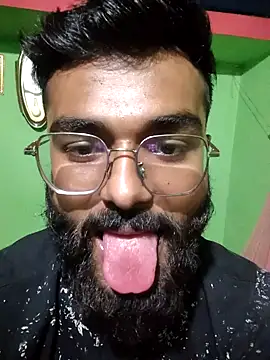 Snapshot of scoozeme chatting on 02-04-25, 04:18 scoozeme online show from 02-04-25, 04:18