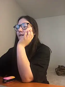 Prudie Gabriella online show from 02-25-25, 04:10