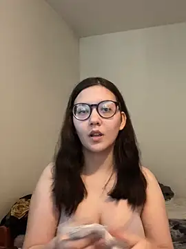 Prudie Gabriella online show from 03-19-25, 01:29