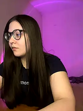 Prudie Gabriella online show from 09-30-25, 03:06