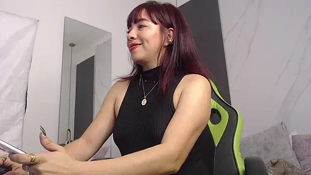 alma fenix online show from 02-24-25, 06:15