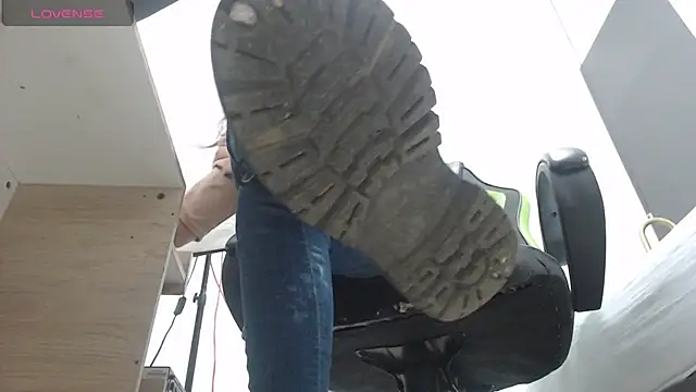 alma fenix online show from 03-05-25, 12:22