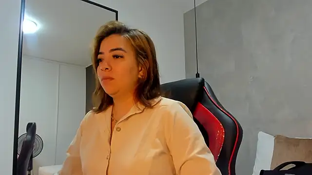 alma fenix online show from 10-27-25, 12:31