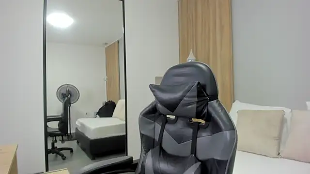 alma fenix online show from 01-10-26, 12:40