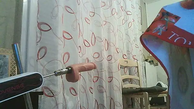 cyril020202 online show from 12-18-25, 11:27