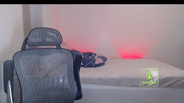 cute and hot online show from 11-19-25, 03:45