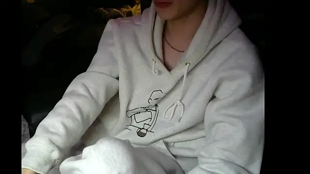 Snapshot of Ray175oo chatting on 02-23-25, 04:13 Ray175oo online show from 02-23-25, 04:13