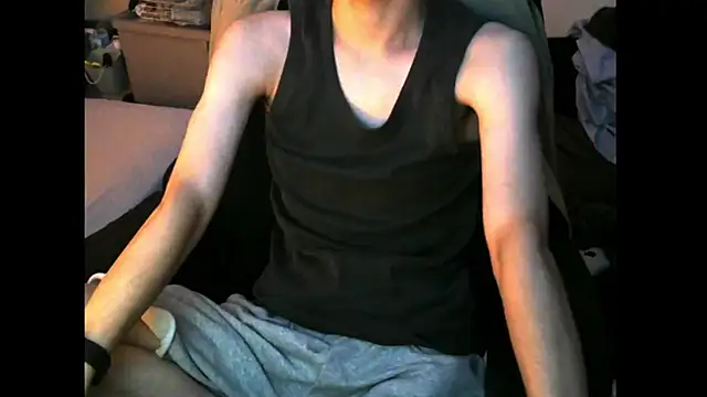 Snapshot of Ray175oo chatting on 10-02-25, 04:03 Ray175oo online show from 10-02-25, 04:03