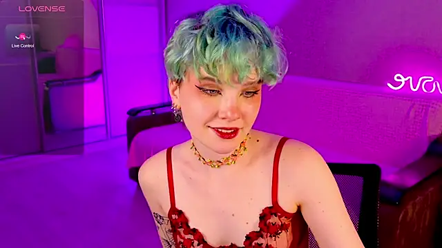 School Love online show from 12-26-24, 04:25