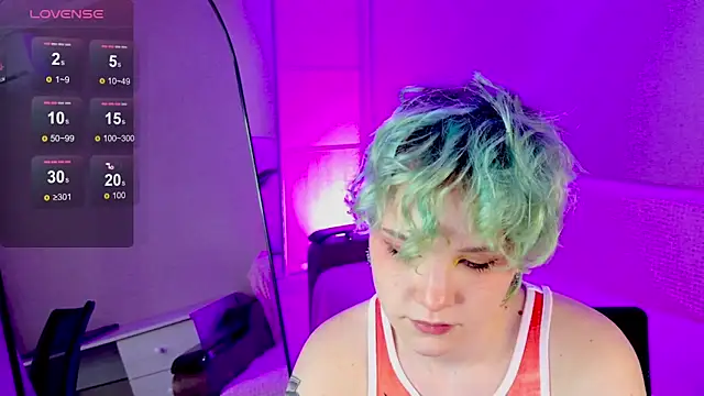 School Love online show from 01-27-25, 01:09