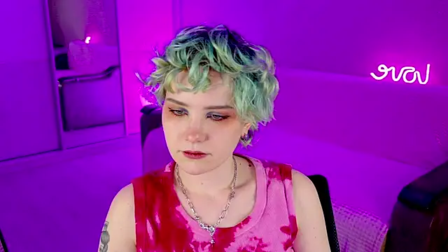 School Love online show from 02-03-25, 04:20