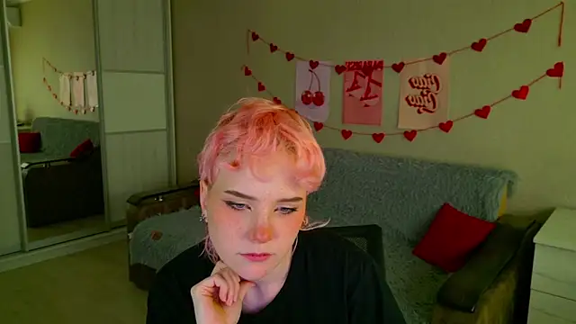 School Love online show from 09-29-25, 11:04