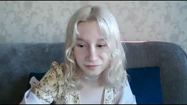 EnigmaSee online show from 09-27-25, 02:05