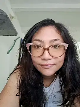 Snapshot of Mia_Ruiz chatting on 01-25-25, 09:14 Mia Ruiz online show from 01-25-25, 09:14