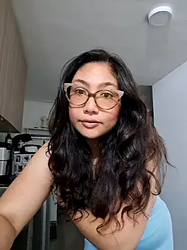 Snapshot of Mia_Ruiz chatting on 01-29-25, 03:44 Mia Ruiz online show from 01-29-25, 03:44