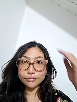 Snapshot of Mia_Ruiz chatting on 01-30-25, 04:06 Mia Ruiz online show from 01-30-25, 04:06