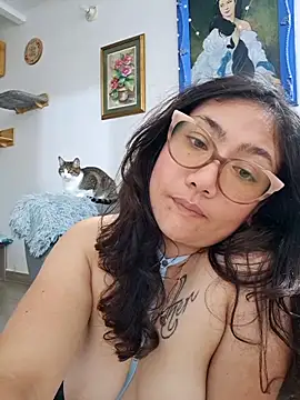 Snapshot of Mia_Ruiz chatting on 03-02-25, 04:17 Mia Ruiz online show from 03-02-25, 04:17