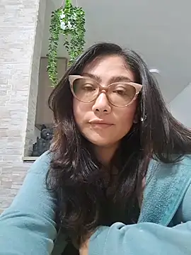 Snapshot of Mia_Ruiz chatting on 03-03-25, 12:26 Mia Ruiz online show from 03-03-25, 12:26