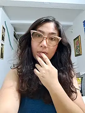 Snapshot of Mia_Ruiz chatting on 03-13-25, 03:22 Mia Ruiz online show from 03-13-25, 03:22