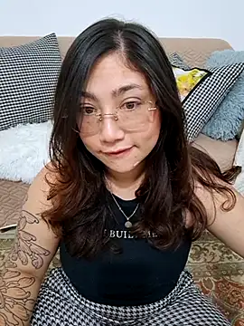 Snapshot of Mia_Ruiz chatting on 09-24-25, 02:15 Mia Ruiz online show from 09-24-25, 02:15