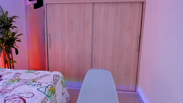 aldrinwhite online show from 11-06-25, 07:15