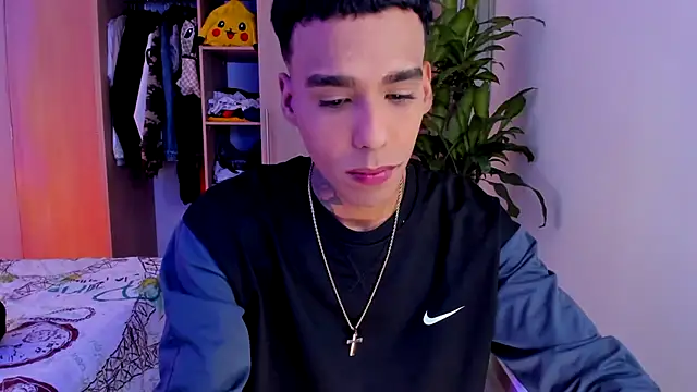 aldrinwhite online show from 11-15-25, 07:43