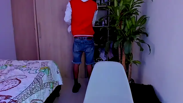 aldrinwhite online show from 11-30-25, 02:54