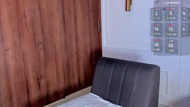 Chrishell  online show from 12-01-24, 11:25