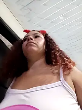 Mommy-Hot online show from 10-29-25, 02:03