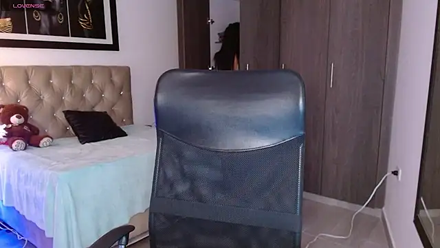 cloe fox online show from 02-09-25, 10:21