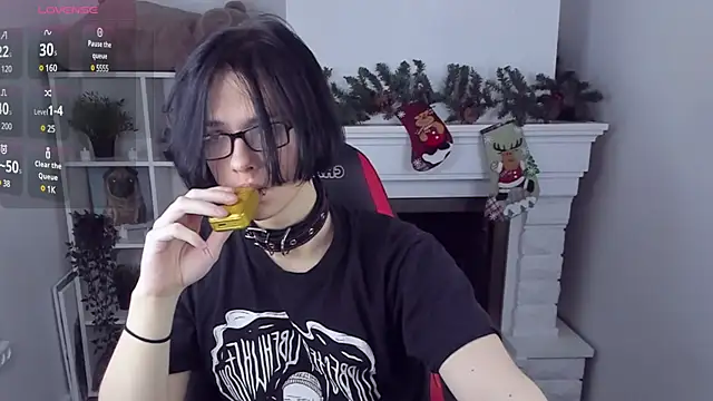 Justin Care online show from 12-21-24, 08:10