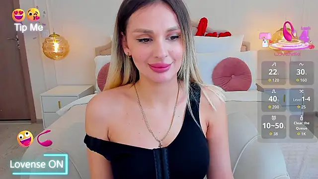 MissLoou online show from 03-09-26, 06:17