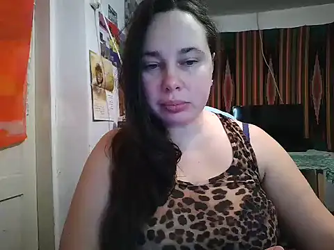 Snapshot of Cora_Maro chatting on 12-21-25, 12:40 Cora Maro online show from 12-21-25, 12:40