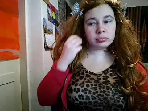 Snapshot of Cora_Maro chatting on 02-04-26, 06:08 Cora Maro online show from 02-04-26, 06:08