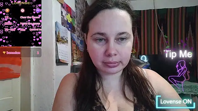 Snapshot of Cora_Maro chatting on 02-16-26, 12:12 Cora Maro online show from 02-16-26, 12:12